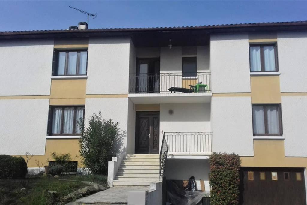Spacieux Appartement Proche Centre Et Piscine Condom Exterior photo